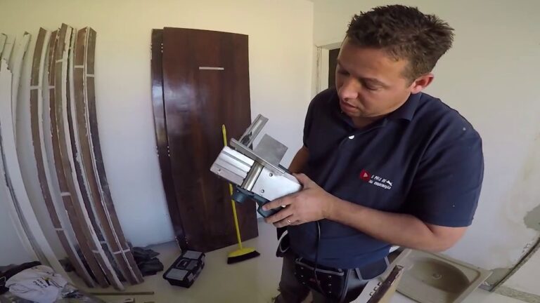 Como Reparar uma Porta Descaída: Guia Prático